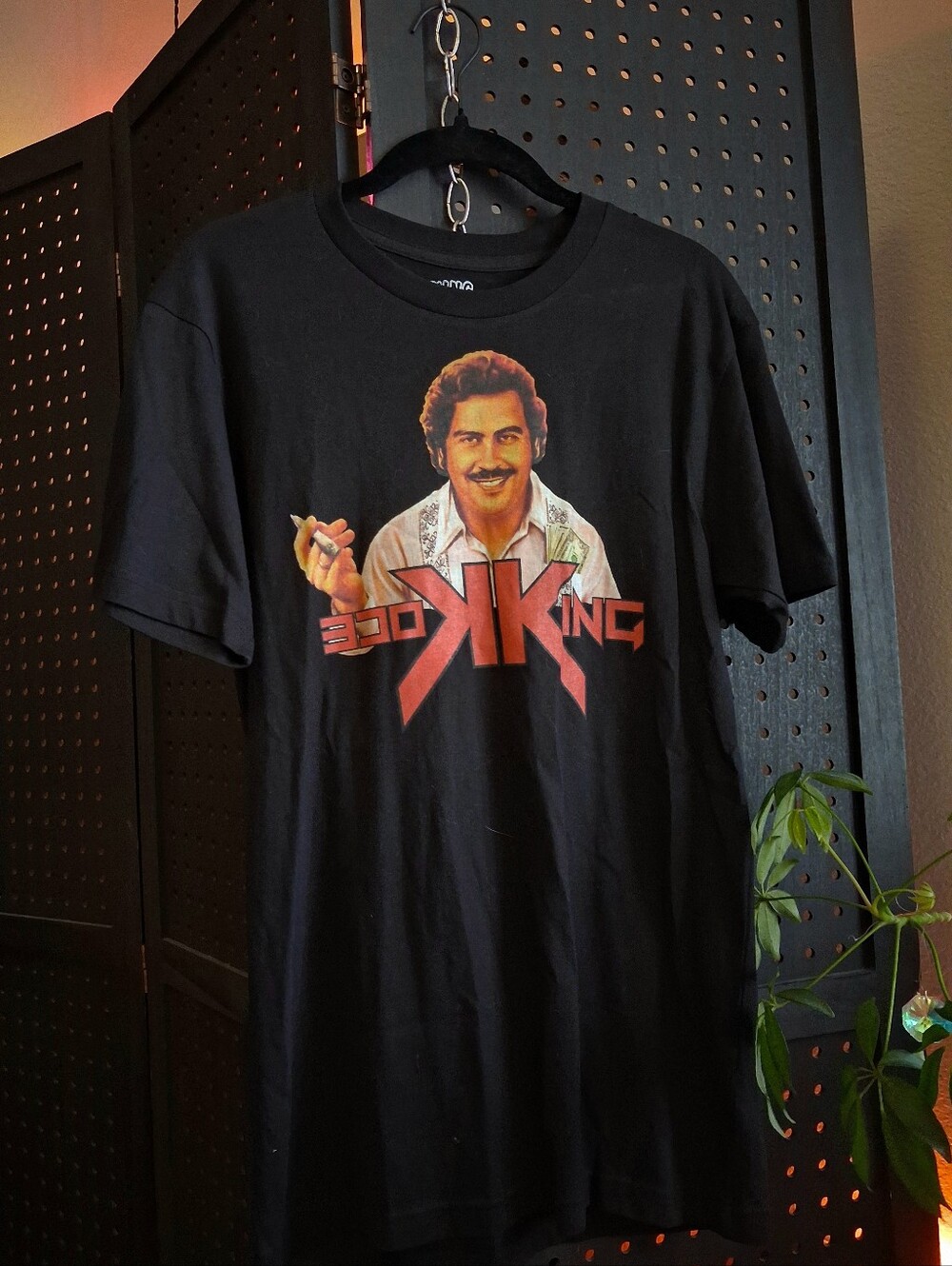 KING PIN- Black Graphic Men’s T-Shirt with Retro-StylePortrait and Bold Logo